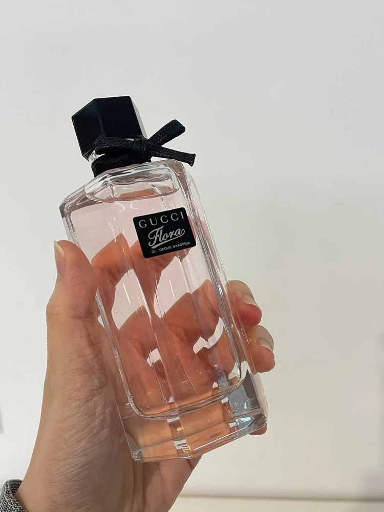 Flora Gorgeous Gardenia Eau de Toilette — Gardenia Pear & Frangipani Fresh Floral Women’s Luxury Fragrance | Pink Hexagonal Bottle 100ml 3.3 fl oz